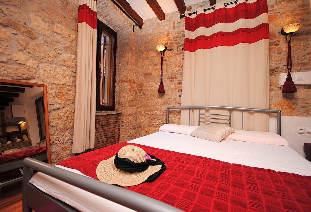 Guesthouse Ancient Stone Rovinj Rom bilde