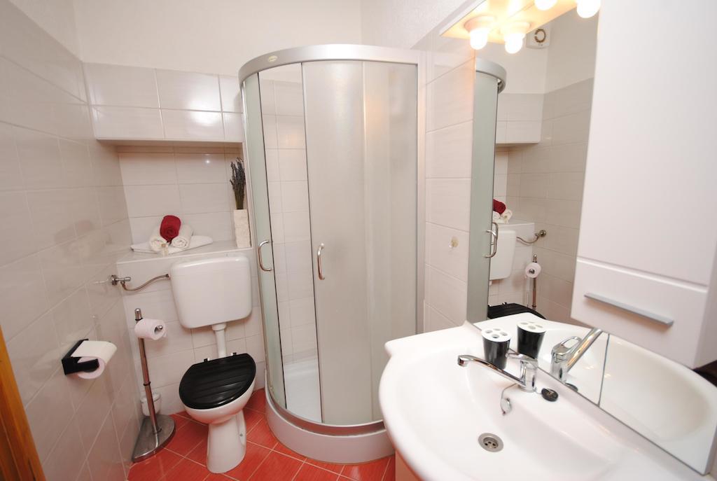 Guesthouse Ancient Stone Rovinj Rom bilde