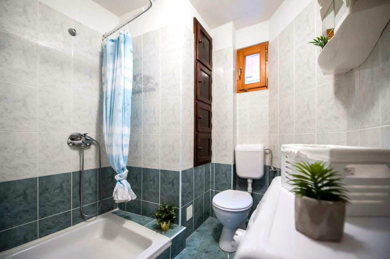 Guesthouse Ancient Stone Rovinj Eksteriør bilde