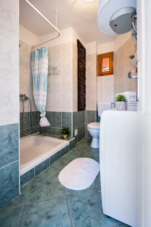 Guesthouse Ancient Stone Rovinj Eksteriør bilde