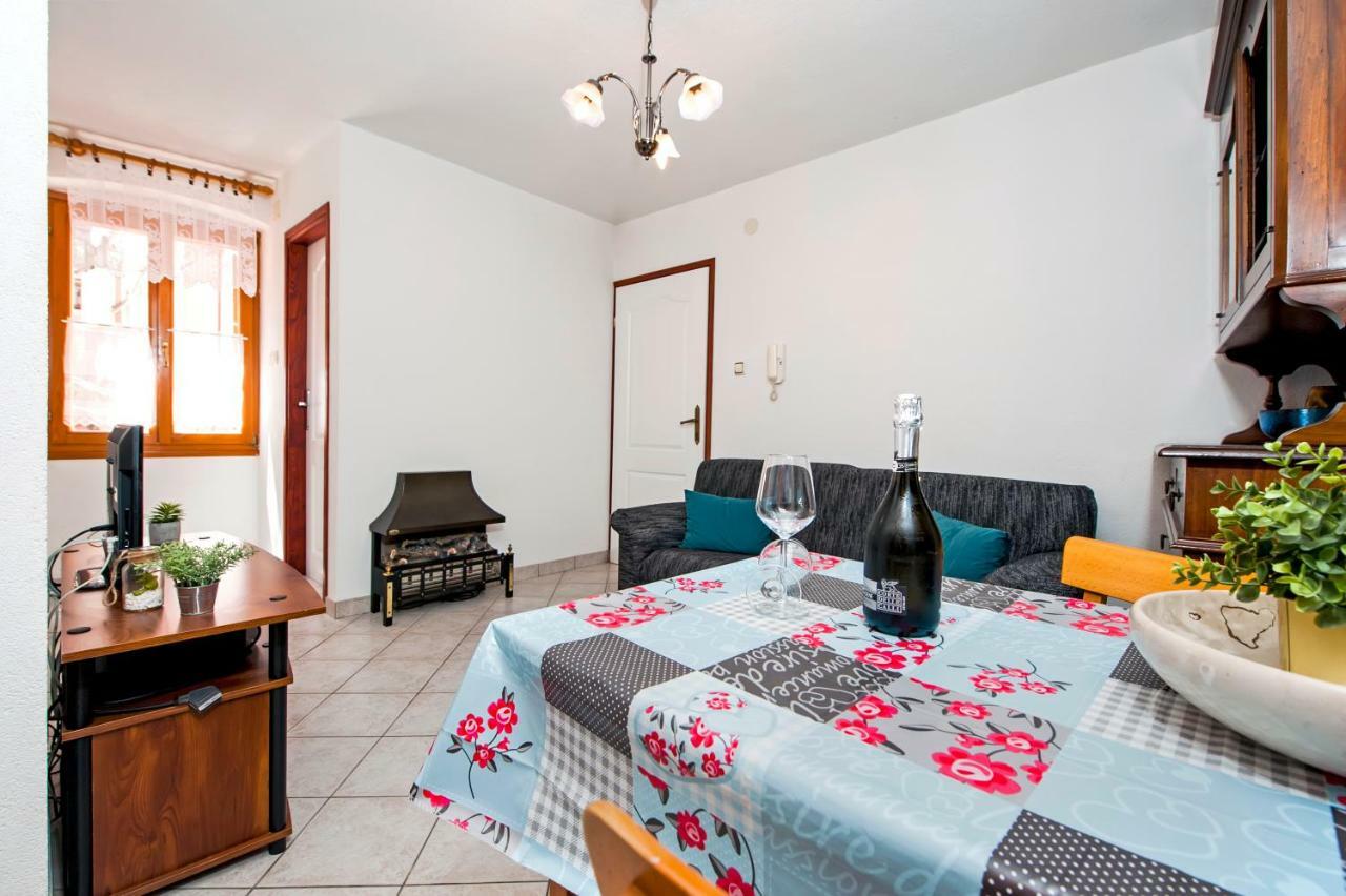 Guesthouse Ancient Stone Rovinj Eksteriør bilde