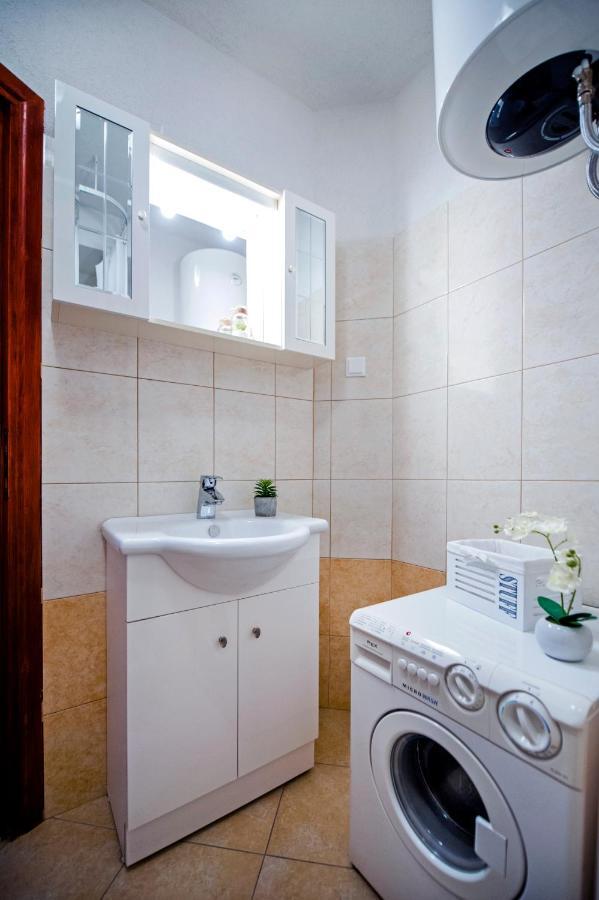 Guesthouse Ancient Stone Rovinj Eksteriør bilde